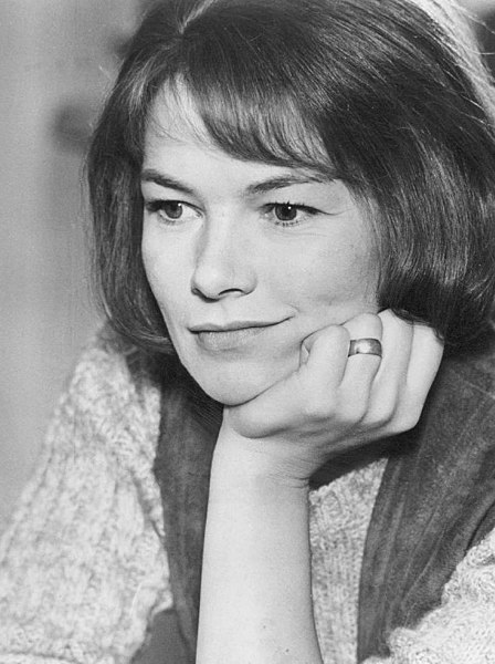 La leggenda di Glenda Jackson: una carriera straordinaria!